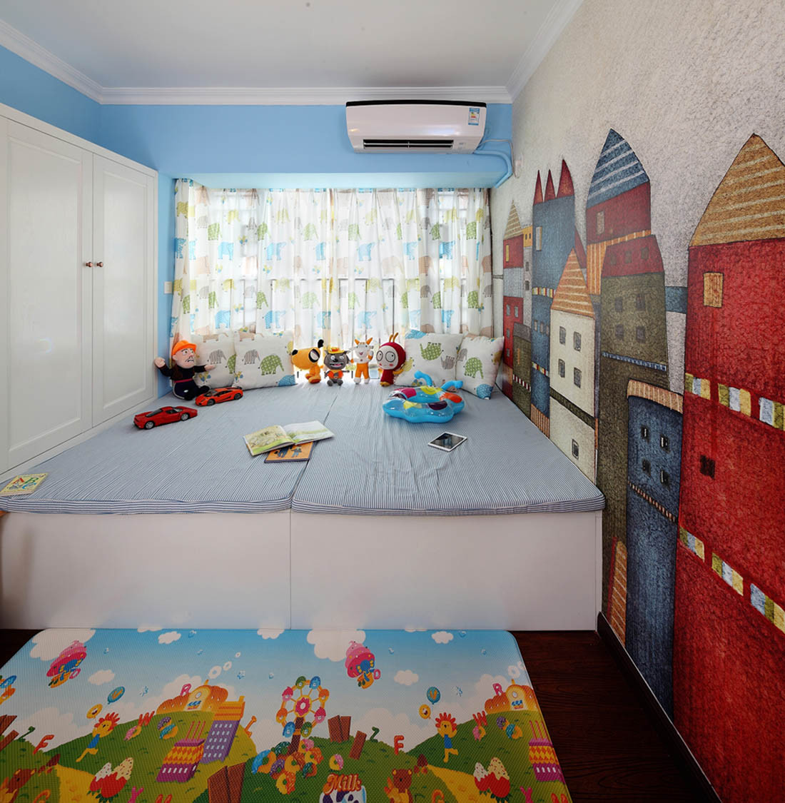 美式风格,二居室装修,10-15万装修,80平米装修,儿童房,榻榻米,背景墙,蓝色