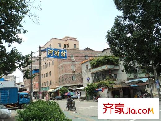 东湖映月项目附近,河塘村路标