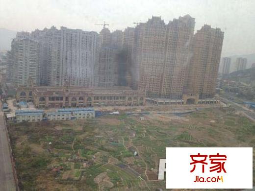 長(zhǎng)山碧水外景圖 