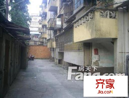 福建省醫(yī)藥公司大王里單位宿舍外景圖 