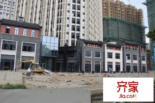 中央第五街實(shí)景圖工程進(jìn)度（2013-09-04）