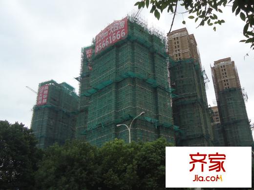 恒宇國(guó)際公園實(shí)景圖項(xiàng)目局部側(cè)面（20130926）