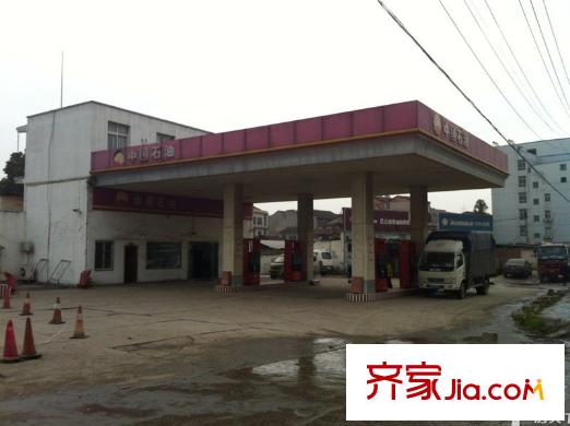曦華佳苑周邊加油站