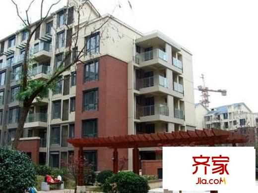 東郊小鎮(zhèn)第一街區(qū)外景圖