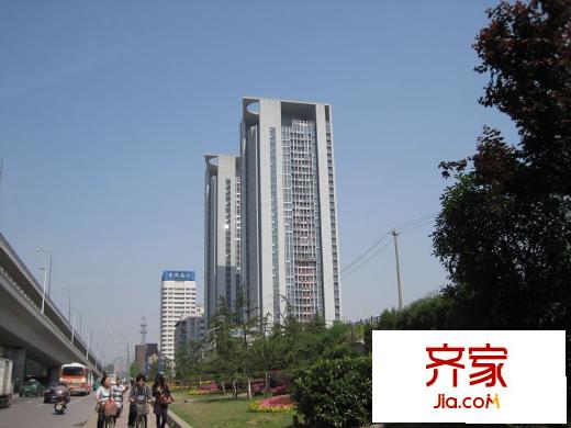 御湖國際外景圖一期A樓（2010.5）