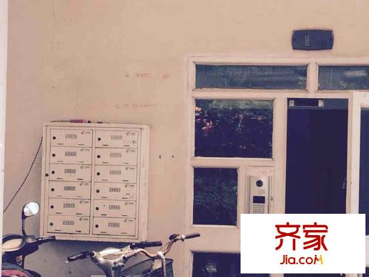 21世紀(jì)現(xiàn)代城外景圖
