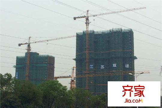 東方蘭園在建的3號(hào)樓和6號(hào)樓（2015-08-21）