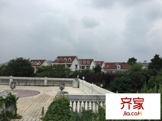 養(yǎng)龍山莊別墅