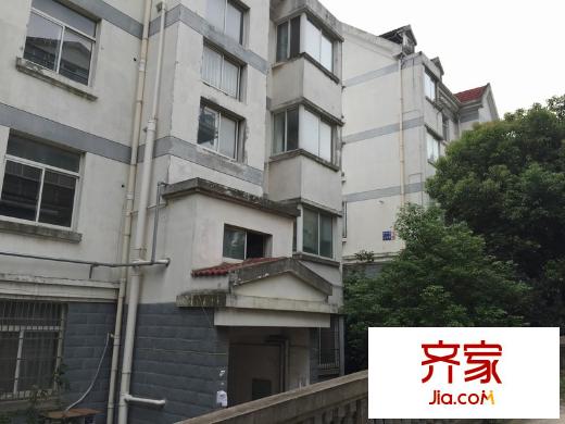 養(yǎng)龍山莊外景圖