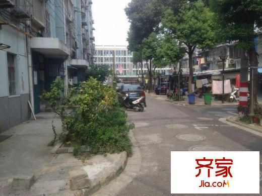 湖西街小區(qū)外景圖