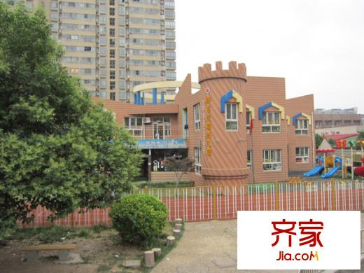 新百花園外景圖