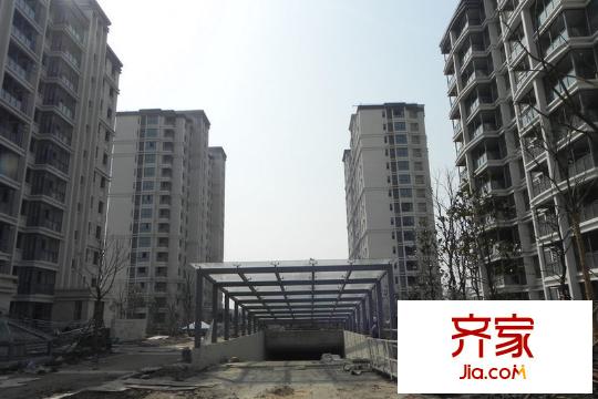 上善居實(shí)景圖5-6號(hào)樓施工（2012.03）