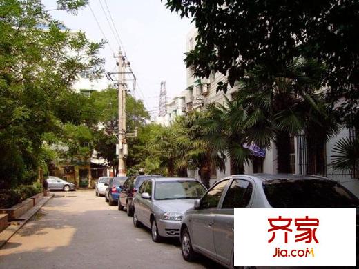 水西門大街小區(qū)外景圖