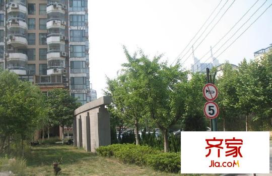 金陵御沁園外景圖