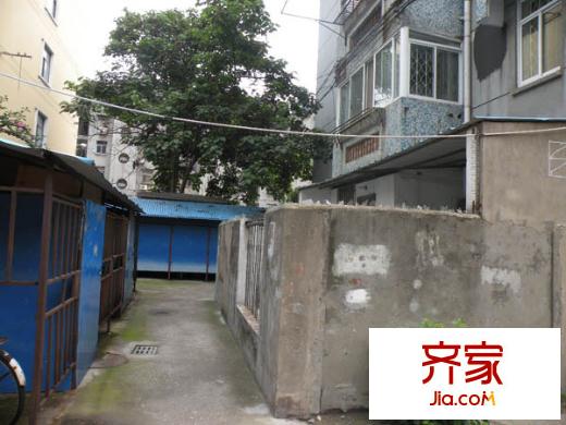 港龍園小區(qū)外景圖