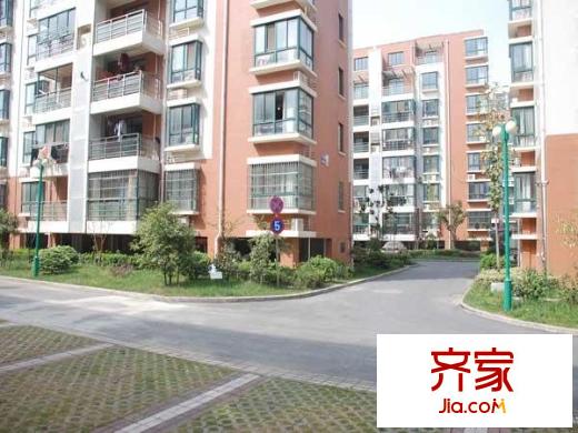 美麗新世界外景圖