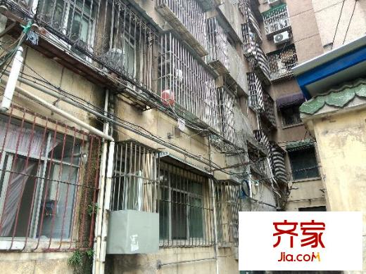 西一新村外景圖 