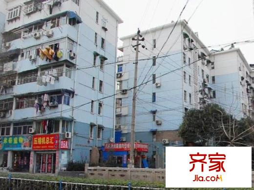 西一新村外景圖