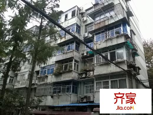 場門口小區(qū)外景圖