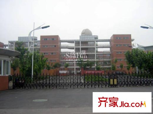 同仁康橋水岸配套圖南師附中