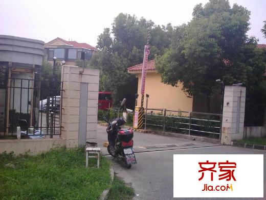 同仁康橋水岸外景圖