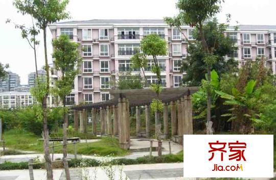 翠屏東南外景圖 