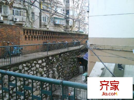 鎮(zhèn)江路小區(qū)