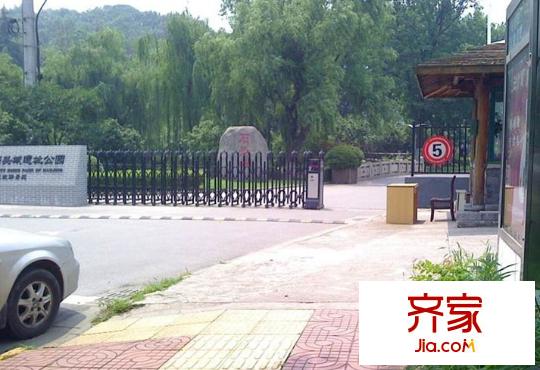 石頭城小區(qū)外景圖