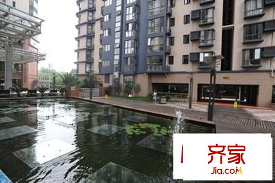 君臨國(guó)際外景圖
