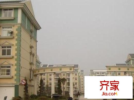 歐陸經(jīng)典花園外景圖