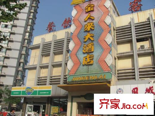 保利香檳國(guó)際配套圖東北400米酒店（2010.5）