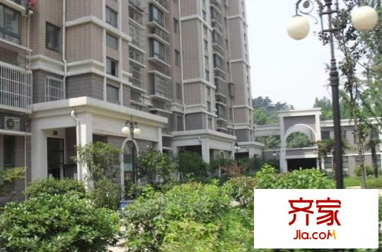 江畔明珠廣場外景圖