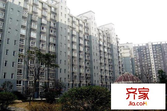 鑫龍花苑小區(qū)（2012.11）