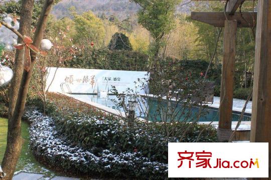 陽明山莊門前水池（2012.2）