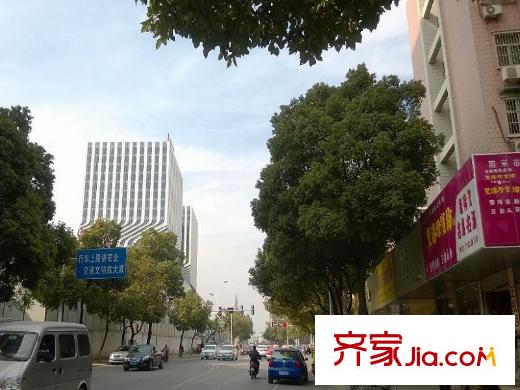 竹山華庭商業(yè)配套-萬達廣場