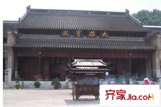 錦隆云山墅寶華山大雄寶殿