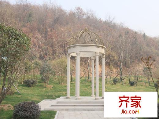 錦隆云山墅