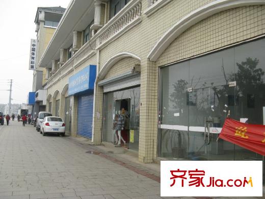 盤(pán)金華府小區(qū)內(nèi)部服裝店（2012-1-20）