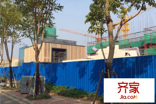 朗詩熙華府項(xiàng)目售樓處外圍圍擋（2015-11-13）