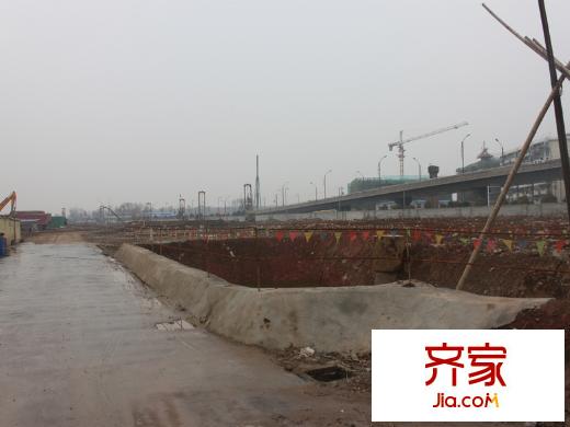 金輕鄭和南路地塊項(xiàng)目現(xiàn)場(chǎng)周邊（2013-02-01）