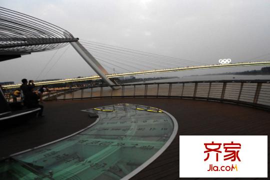 河西青奧城地塊步行橋（2015-3-25）