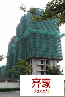 金地湖城藝境在建樓棟（2015-7-13）