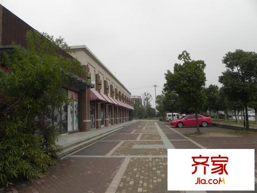 復(fù)地朗香別墅項目商業(yè)街（2012.3）