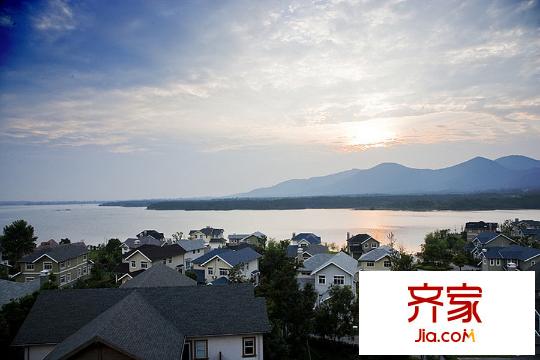 中國邊城別墅區(qū)高空俯瞰(2015-03-26)