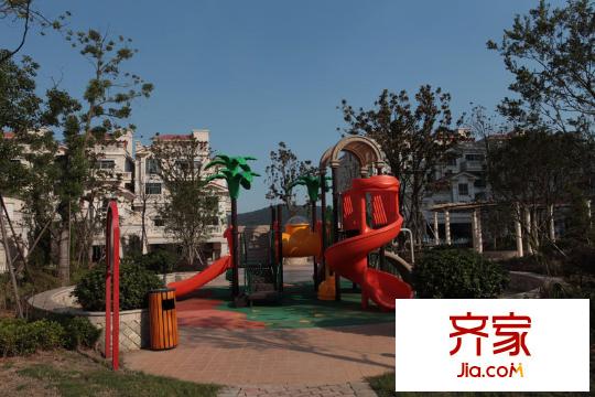 碧桂園如山湖城項(xiàng)目內(nèi)實(shí)景（2011-10-12）