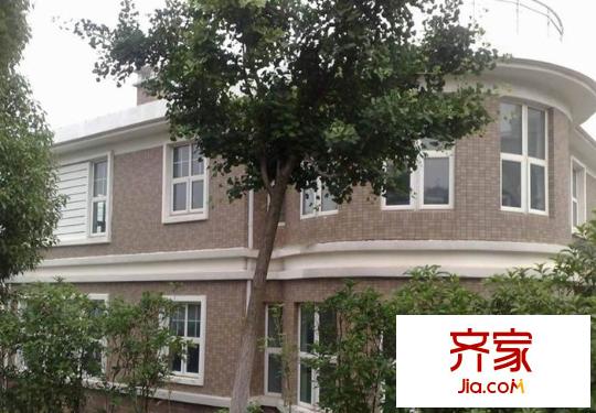 山水華門外景圖