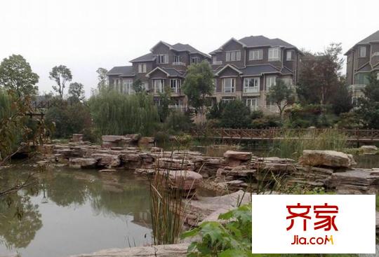 山水華門外景圖