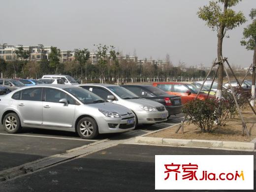 棲園配套圖項(xiàng)目東停車場（2012.2）