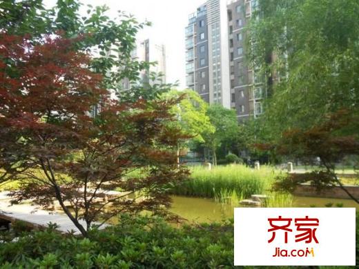 亞東城外景圖 