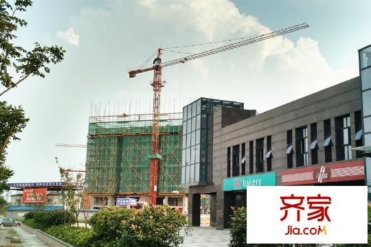 冠城大通藍(lán)郡B組團(tuán)在建地上部分（2015-9-11）